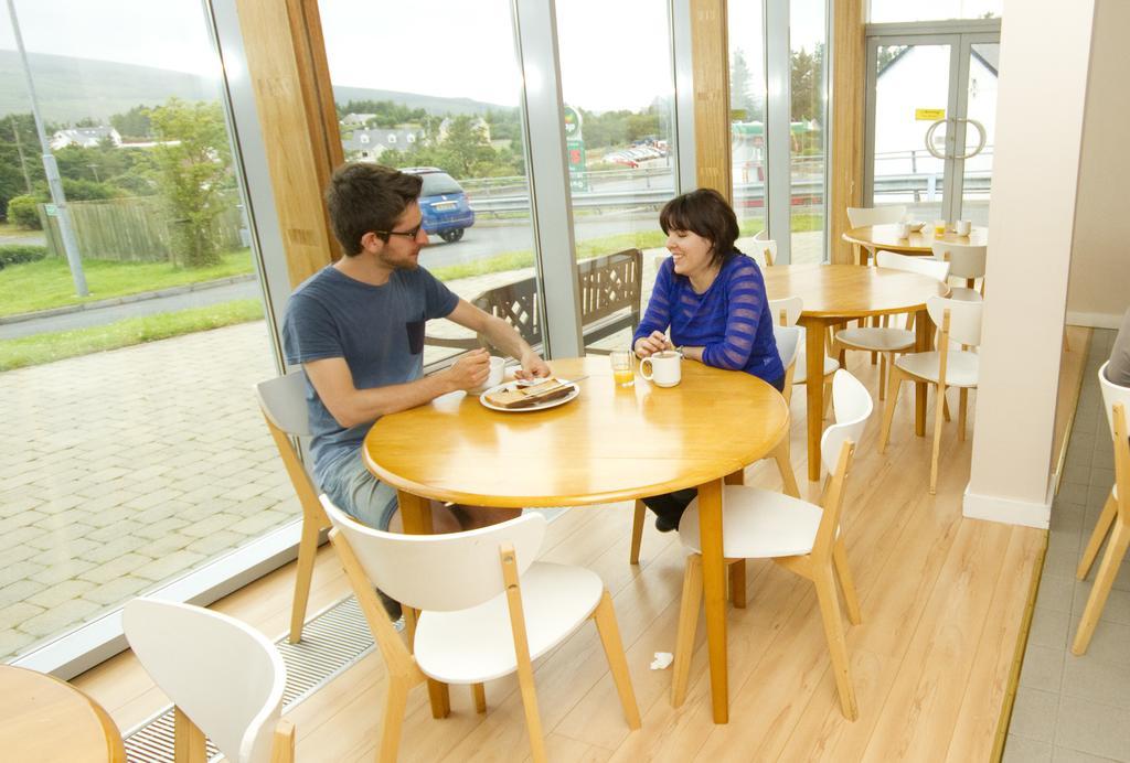 Errigal Youth Hostel Gweedore Exterior foto